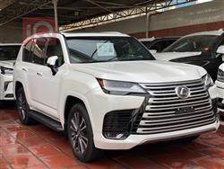 Lexus LX